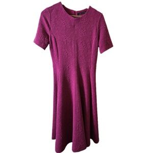 Zara Woman Dress Medium Fuchsia Pink Textured Jacquard Fit & Flare Knee Length